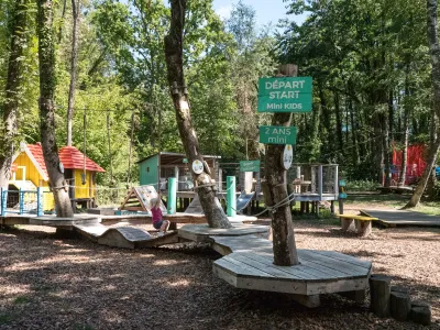 Mud kitchen